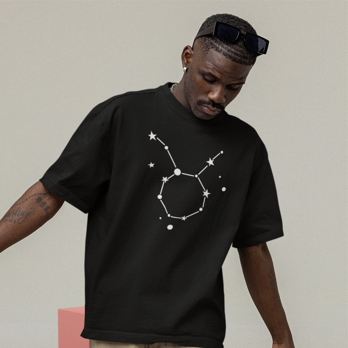 Black T-shirt Zodiac Taurus