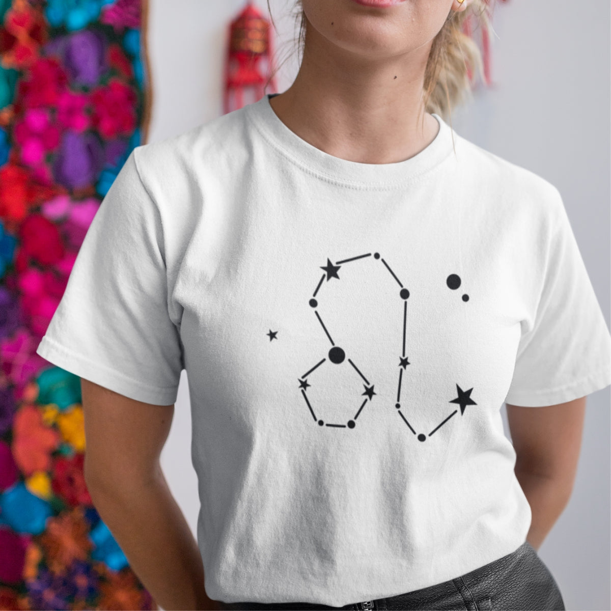 White T-shirt Zodiac Leo