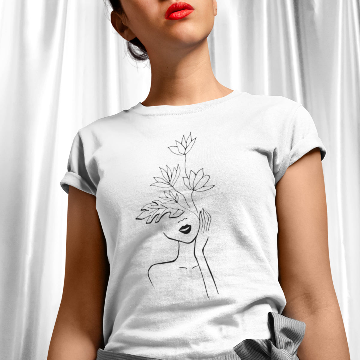 White T-shirt Girl with flowers