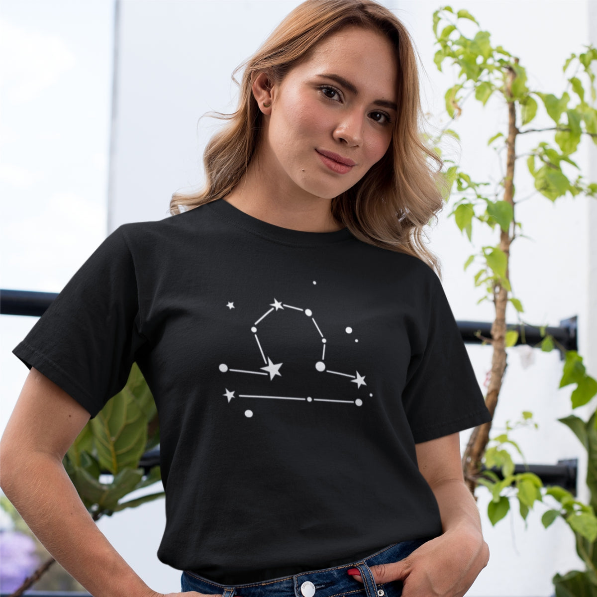 Black T-shirt Zodiac Libra